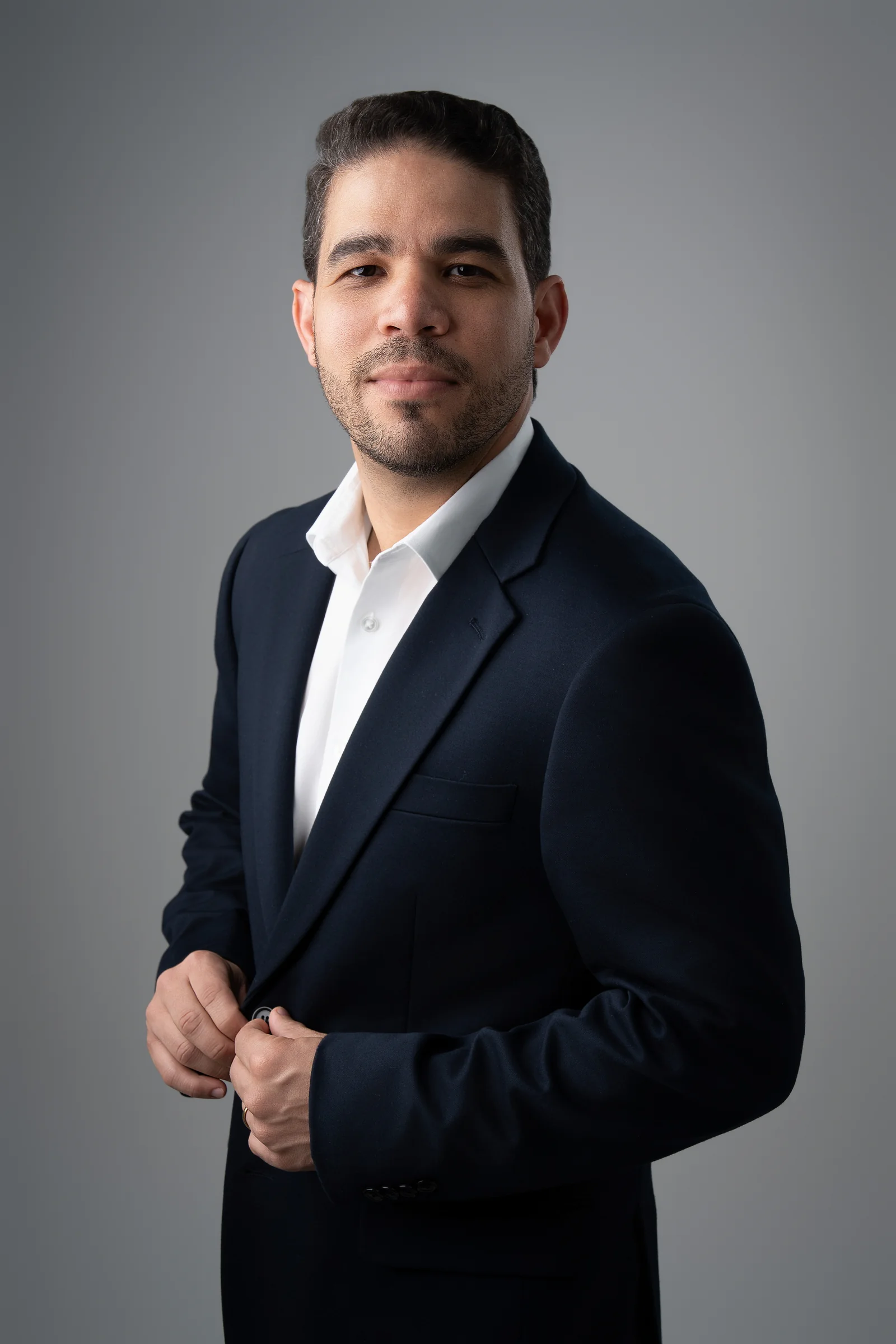 Dr. Cristóvão Silva em ambiente profissional